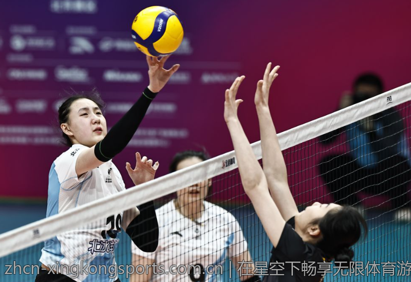 在星空下畅享无限体育游戏乐趣